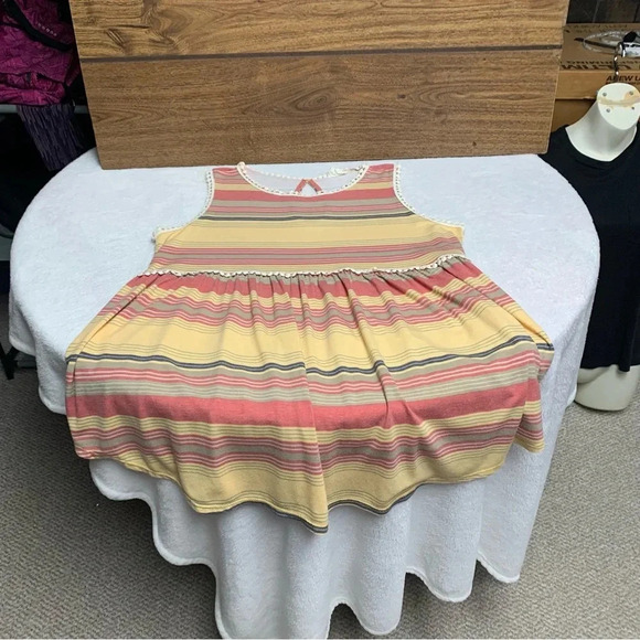 143 Story sleeveless top warm tone colors size medium but would fit up - Picture 8 of 8